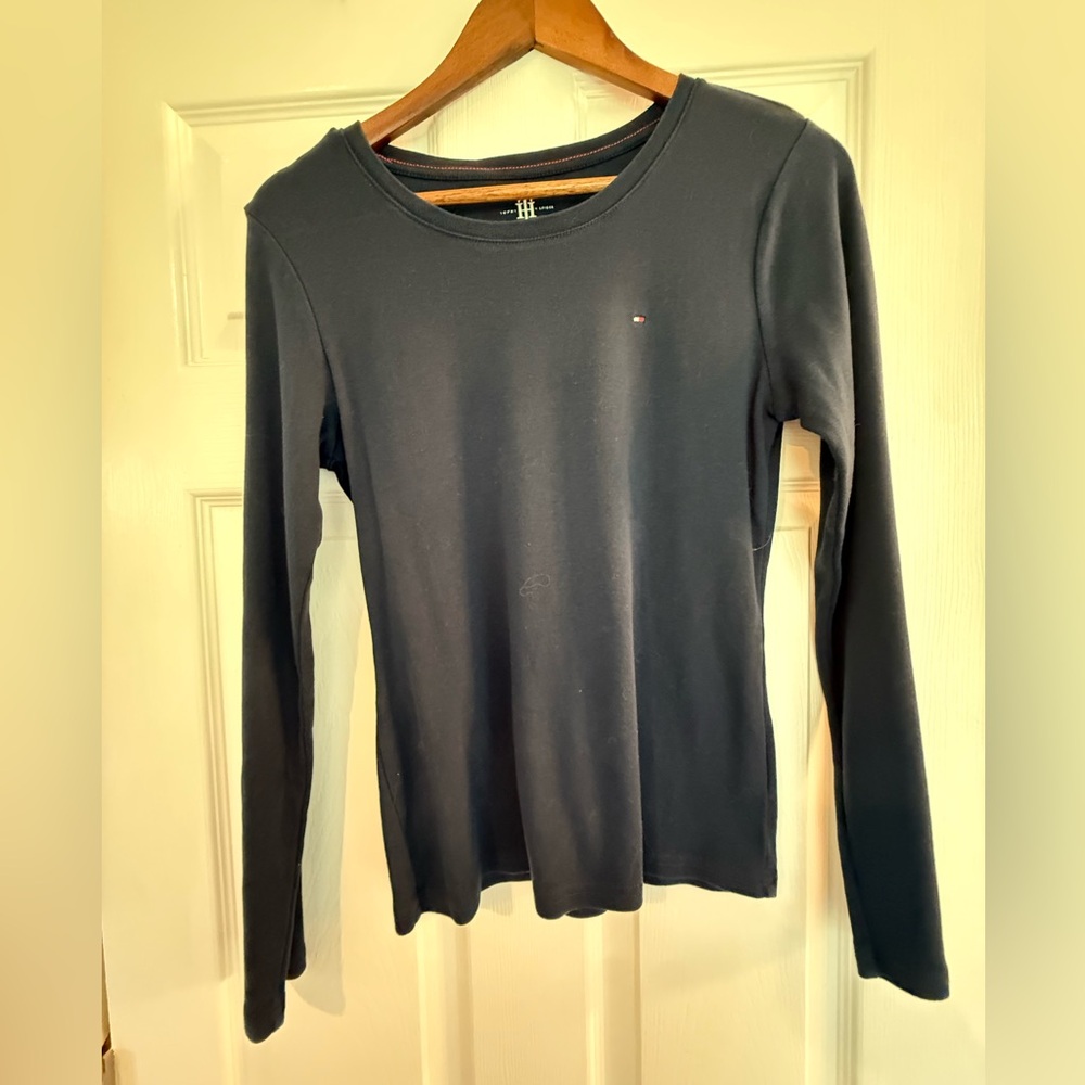 Tommy Hilfiger Women's Navy Long Sleeve Tee